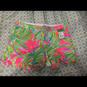 Size 0 Lilly buttercup shorts
